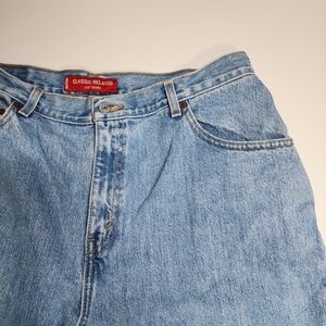 Women’s 550 Relaxed Fit Mom Jeans 16M Light To Mid Wash Tapered Denim